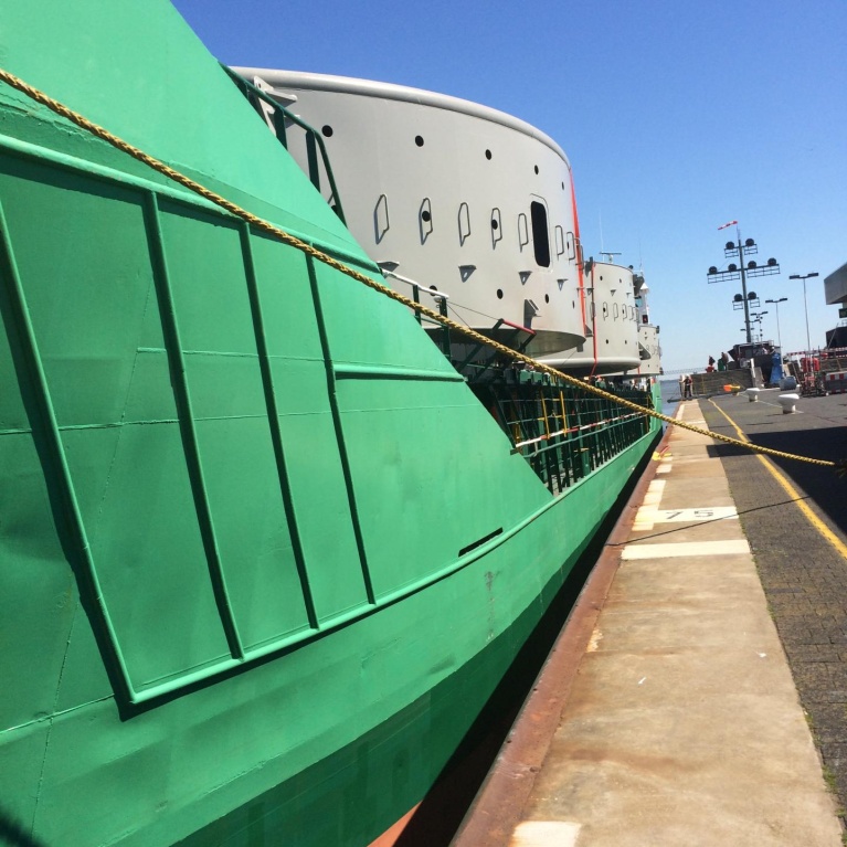 Arklow Resolve, transporting decommissioned turbine. 